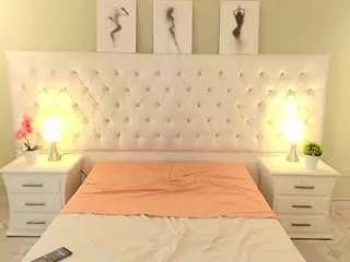 angelhottxxx from CamSoda is Freechat
