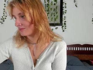 ariana-sunset from CamSoda is Freechat