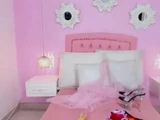 Girls free live sex cams: Check out the satisfaction of typing and cam2cam with our sensual livestreamers, who will teach you all about temptation and desires with their smoking hot physiques.