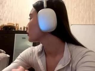 aurorathomas from CamSoda is Freechat