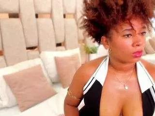 azura-moonveil from CamSoda is Freechat