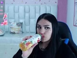 baby-hub-s from CamSoda is Freechat