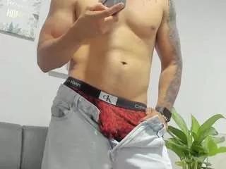 blackbullger from CamSoda is Freechat