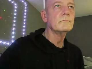 camcouple4u from CamSoda is Freechat