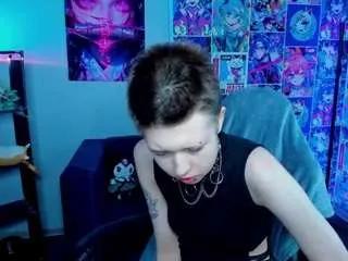 Girls free live sex cams: Check out the satisfaction of typing and cam2cam with our sensual livestreamers, who will teach you all about temptation and desires with their smoking hot physiques.