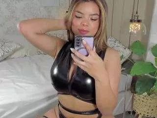 Girls free live sex cams: Check out the satisfaction of typing and cam2cam with our sensual livestreamers, who will teach you all about temptation and desires with their smoking hot physiques.