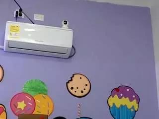 celesteskinny18 from CamSoda is Freechat