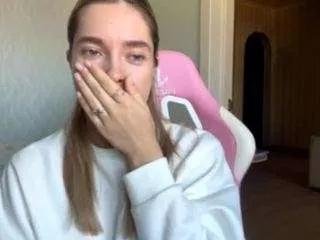 chanellungwitz from CamSoda is Freechat