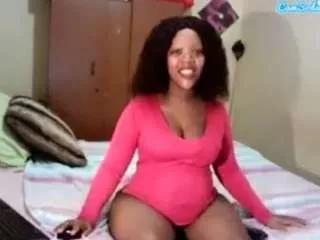 curvybunny2 from CamSoda is Freechat