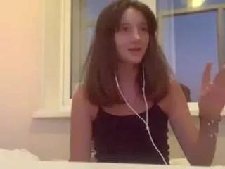 delorasgerbino from CamSoda is Freechat
