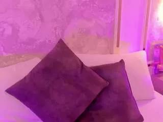 doll-eyees from CamSoda is Freechat