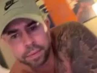 dominantmuscle from CamSoda is Freechat