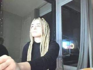 ella-vee from CamSoda is Freechat
