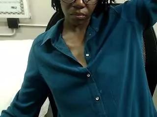 emeralddreams from CamSoda is Freechat