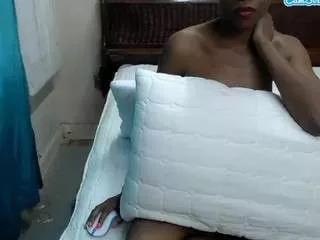 emeralddreams from CamSoda is Freechat