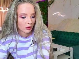 Girls free live sex cams: Check out the satisfaction of typing and cam2cam with our sensual livestreamers, who will teach you all about temptation and desires with their smoking hot physiques.