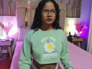 emma-arias from CamSoda is Freechat