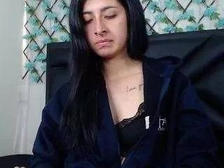 emmawiilliamss from CamSoda is Freechat