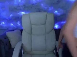 emmyskyy from CamSoda is Freechat