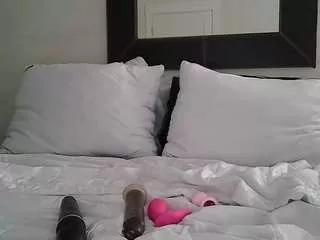 emtailor from CamSoda is Freechat