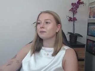 ericalust from CamSoda is Freechat