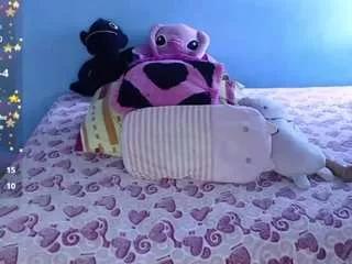 estrella-petite from CamSoda is Freechat