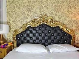 hatsajones from CamSoda is Freechat