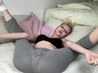 Girls free live sex cams: Check out the satisfaction of typing and cam2cam with our sensual livestreamers, who will teach you all about temptation and desires with their smoking hot physiques.