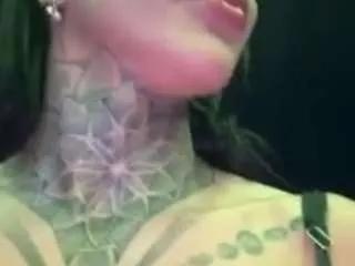 Girls free live sex cams: Check out the satisfaction of typing and cam2cam with our sensual livestreamers, who will teach you all about temptation and desires with their smoking hot physiques.
