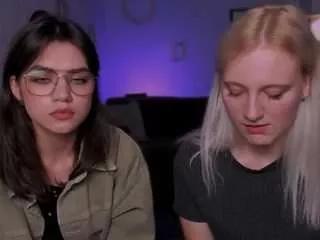 igi-cute from CamSoda is Freechat