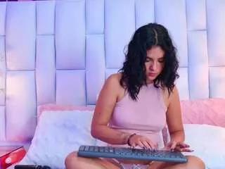 irisross from CamSoda is Freechat