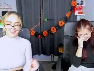 Girls free live sex cams: Check out the satisfaction of typing and cam2cam with our sensual livestreamers, who will teach you all about temptation and desires with their smoking hot physiques.