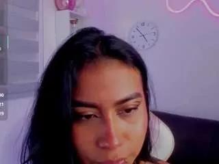 ivymoon1 from CamSoda is Freechat