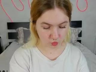 julia-jips from CamSoda is Freechat