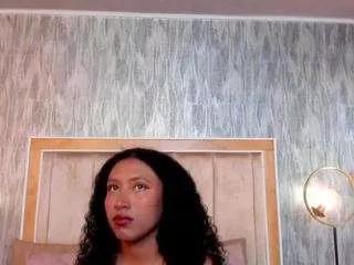 karinalovey from CamSoda is Freechat