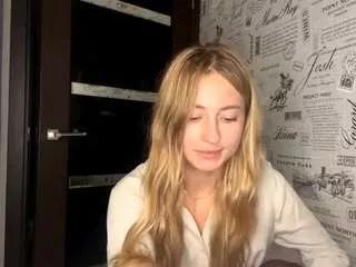 katiebeames from CamSoda is Freechat