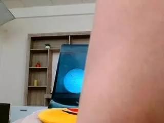 kayleealbertina from CamSoda is Freechat