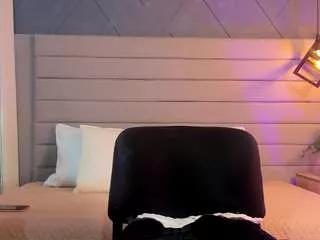 ladyluminary from CamSoda is Freechat