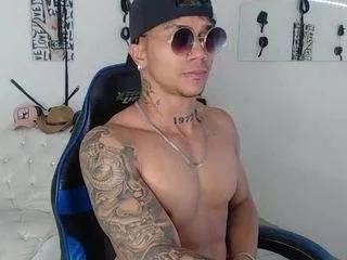 leonardprice1 from CamSoda is Freechat