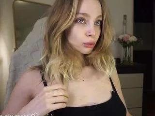 Girls free live sex cams: Check out the satisfaction of typing and cam2cam with our sensual livestreamers, who will teach you all about temptation and desires with their smoking hot physiques.