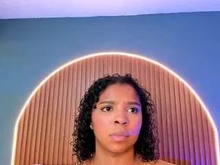 Photos of lisa-mendez from CamSoda is Freechat