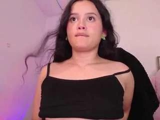 lol-cutee from CamSoda is Freechat