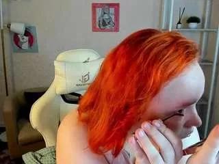 looly-rise from CamSoda is Freechat