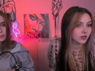 luna-tin from CamSoda is Freechat