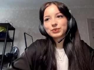 Photos of madelinebaker from CamSoda is Freechat