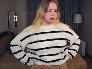 Girls free live sex cams: Check out the satisfaction of typing and cam2cam with our sensual livestreamers, who will teach you all about temptation and desires with their smoking hot physiques.