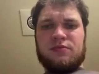 matthewzzzhorny from CamSoda is Freechat