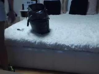 mayaweisss from CamSoda is Freechat