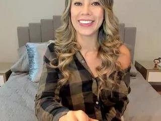 Girls free live sex cams: Check out the satisfaction of typing and cam2cam with our sensual livestreamers, who will teach you all about temptation and desires with their smoking hot physiques.