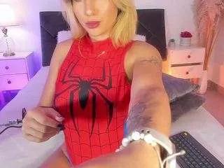 Photos of nickywalton from CamSoda is Freechat
